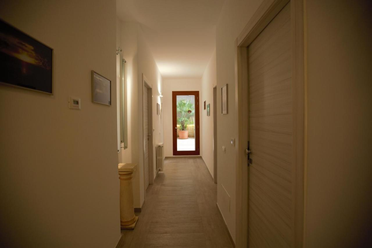 Phalanthos Taranto Bed & Breakfast Eksteriør bilde