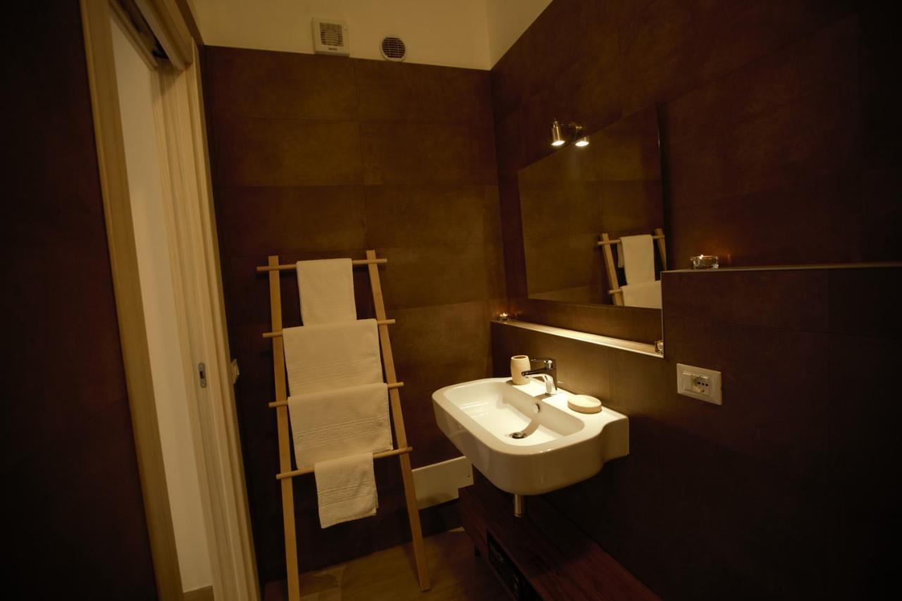 Phalanthos Taranto Bed & Breakfast Eksteriør bilde