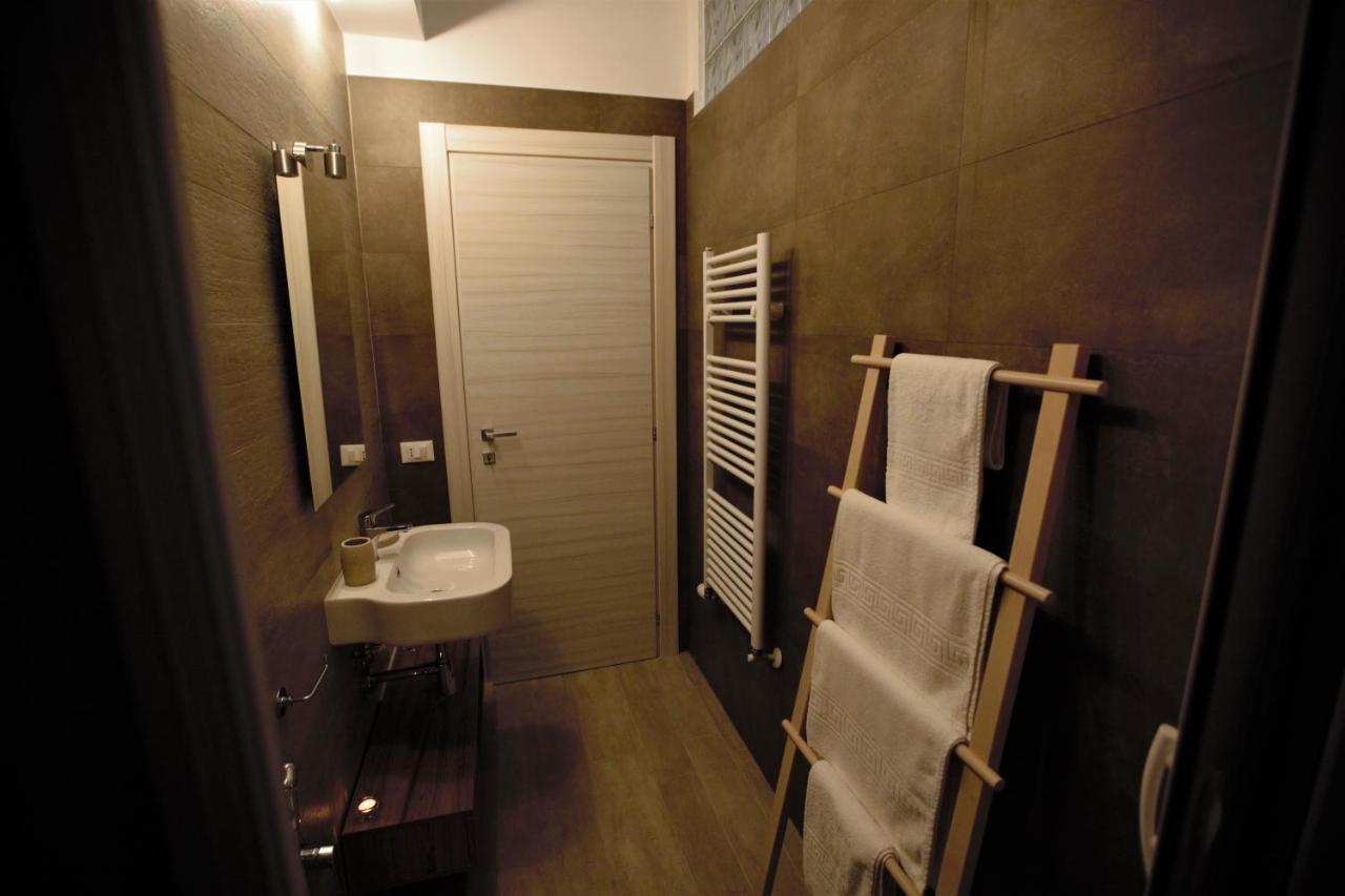 Phalanthos Taranto Bed & Breakfast Eksteriør bilde